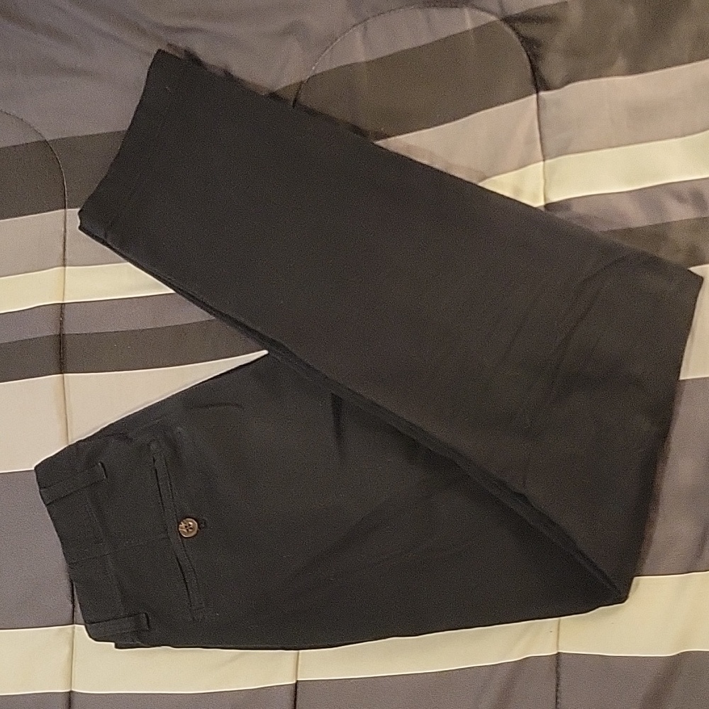 Slim Black Chinos 30x32 Gap - Picture 3 of 3